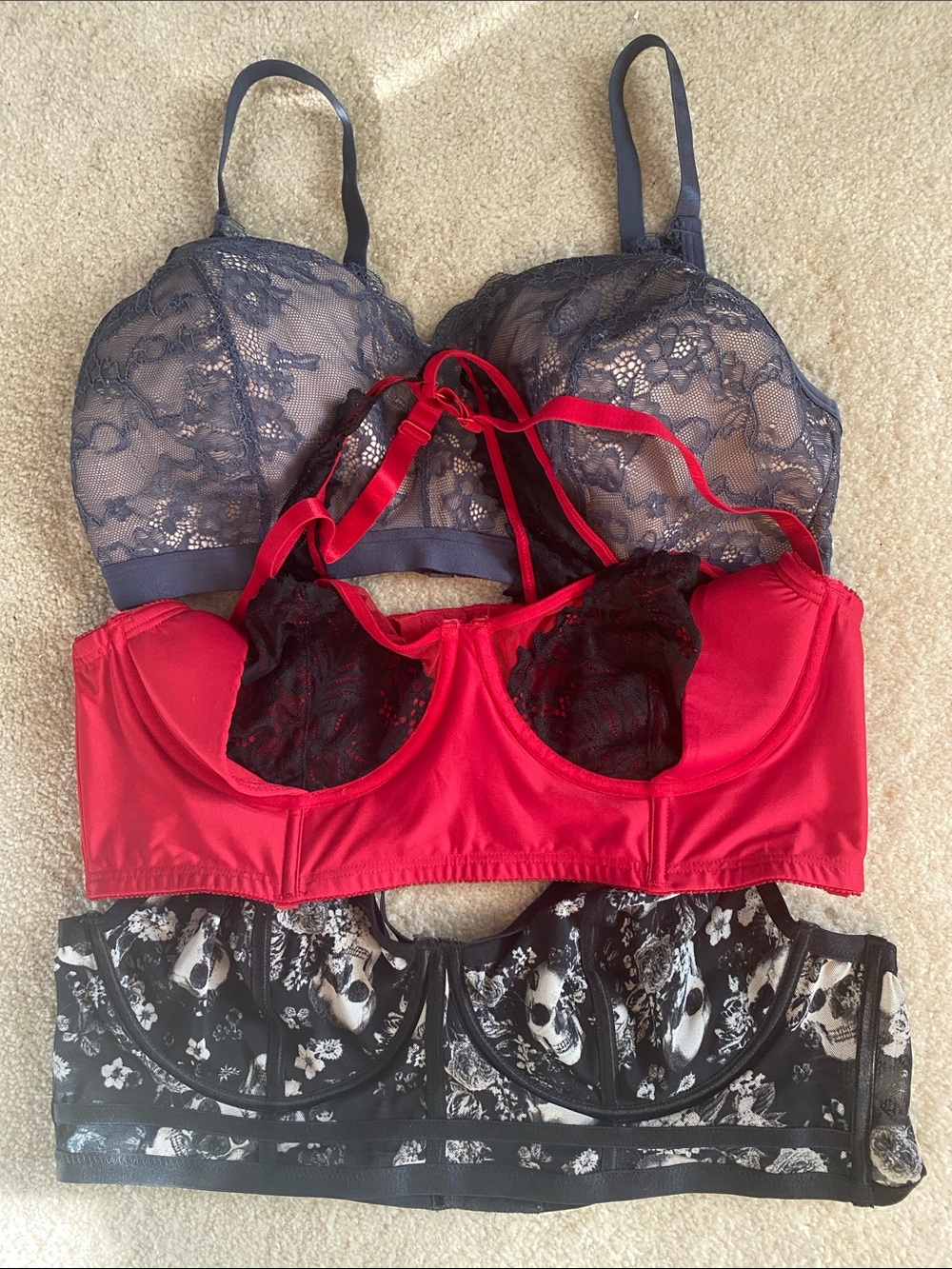 Torrid curve  size 2.  3 bra bundle all excellent condition!!